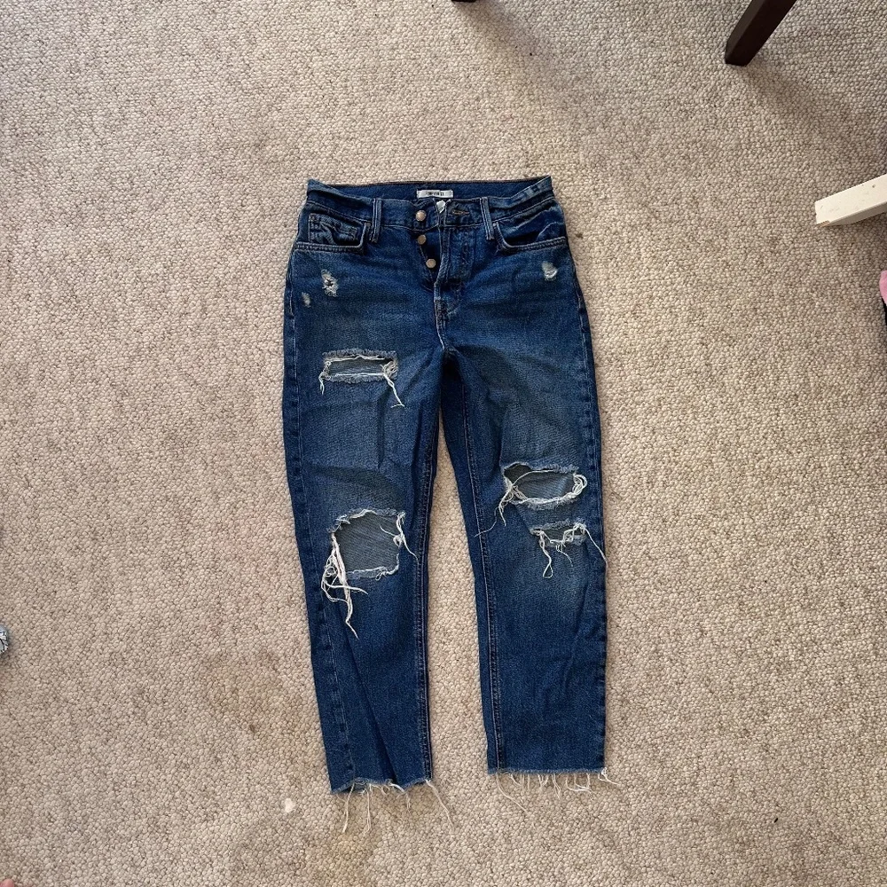Distressed Jeans - Picture 1 of 4